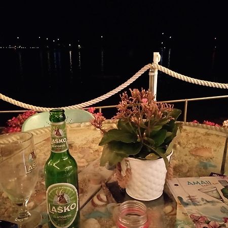Appartamento Apartman Sole Karigador Esterno foto