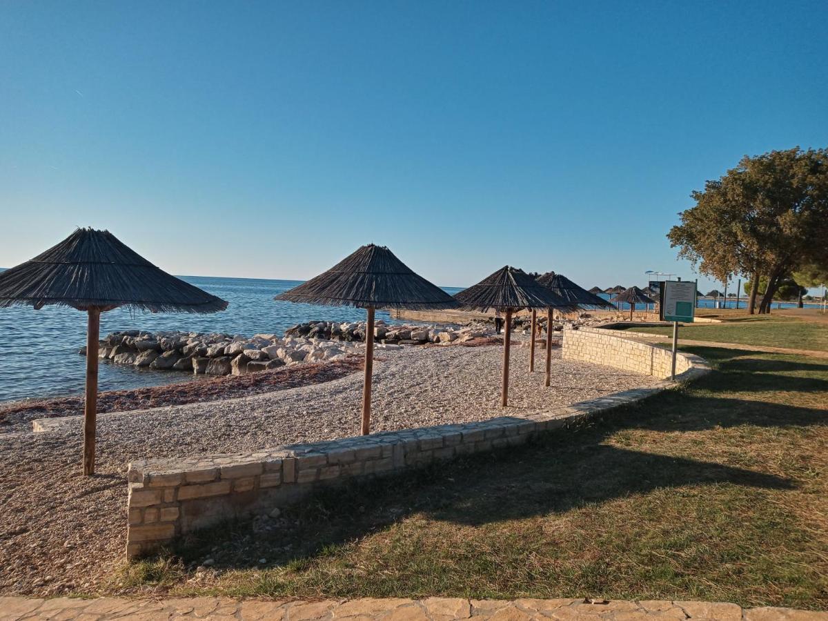 Appartamento Apartman Sole Karigador Esterno foto